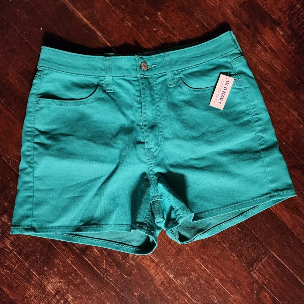 Old Navy High Waisted, WOW Jean shorts size 8